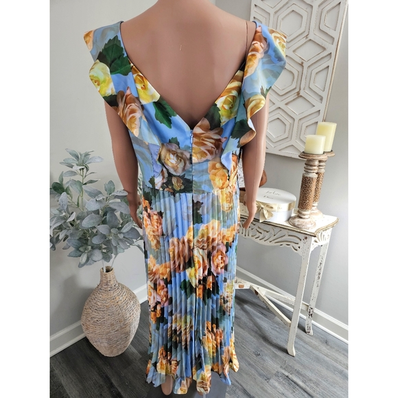 Chi Chi London Blue Floral Print Ruffle Pleated Midi Dress Size 16 - Picture 4 of 10